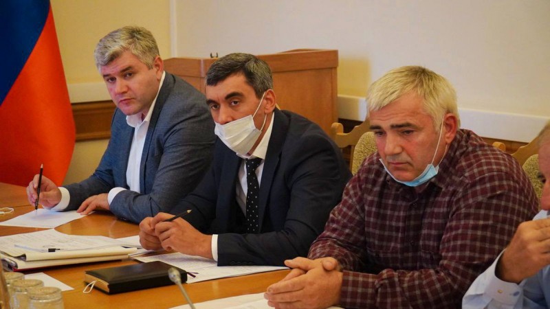 Земельный вопрос жителей Кизлярского района рассмотрели в Правительстве Дагестана