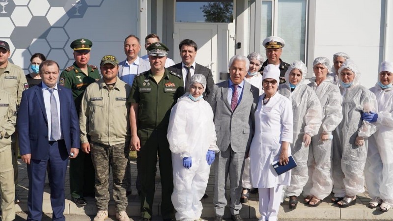 Агарагим Кагиргаджиев осмотрел медицинский центр в с. Ботаюрт