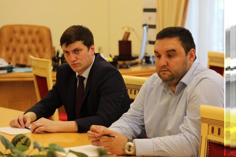 Заур Эминов принял участие в рабочей встрече Председателя Правительства РД Абдулмуслима Абдулмуслимова с начальником управления Росимущества