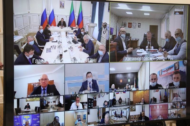 Развитие спорта в муниципалитетах обсудили на совещании под руководством Главы Дагестана Сергея Меликова
