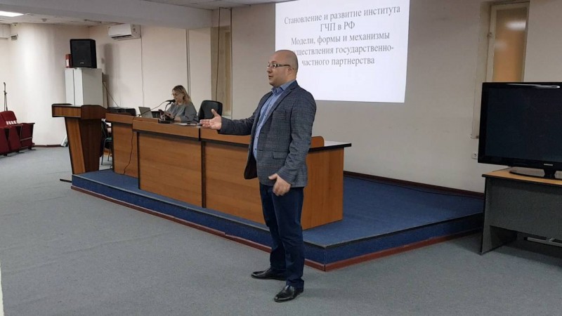 Темирхан Халилов принял участие в обучающем семинаре для госслужащих