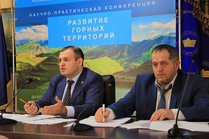 Агарагим Кагиргаджиев провёл совещание с руководителями ГУПов