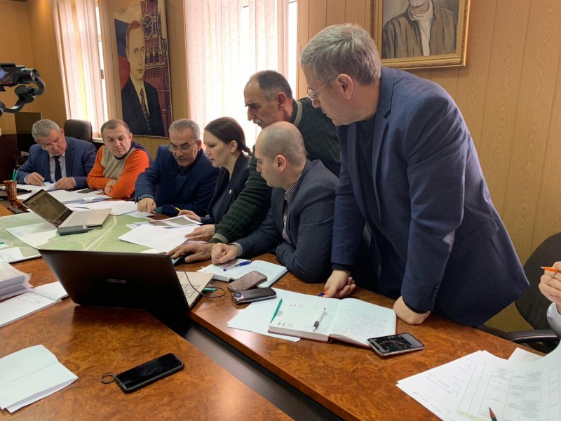В администрации Сулейман-Стальского района прошло совещание по обсуждению итогов инвентаризации земельных участков, находящихся в государственной собственности Республики Дагестан