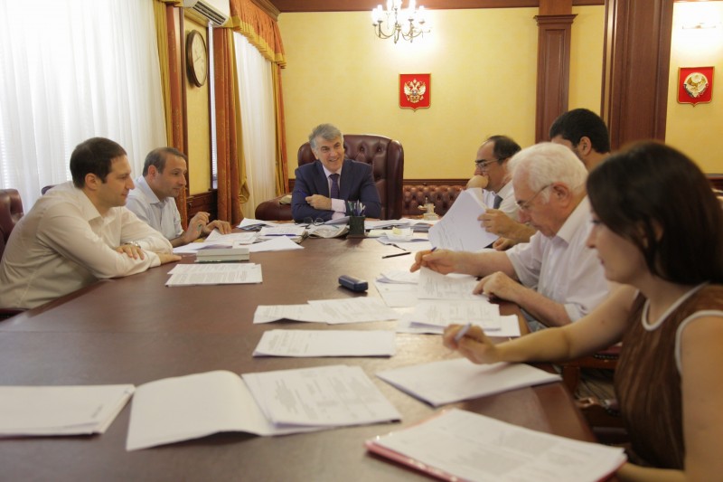 В Минимуществе РД завершился второй этап конкурса на замещение вакантных должностей