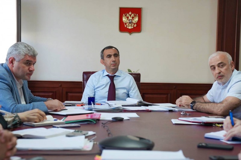 В Минимуществе Дагестана обсудили актуальные вопросы земельно-имущественной сферы региона