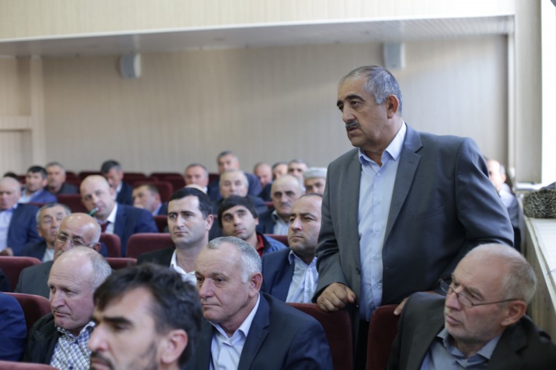 Под руководством Екатерины Толстиковой обсуждены вопросы инвентаризации земельных участков, находящихся в госсобственности республики