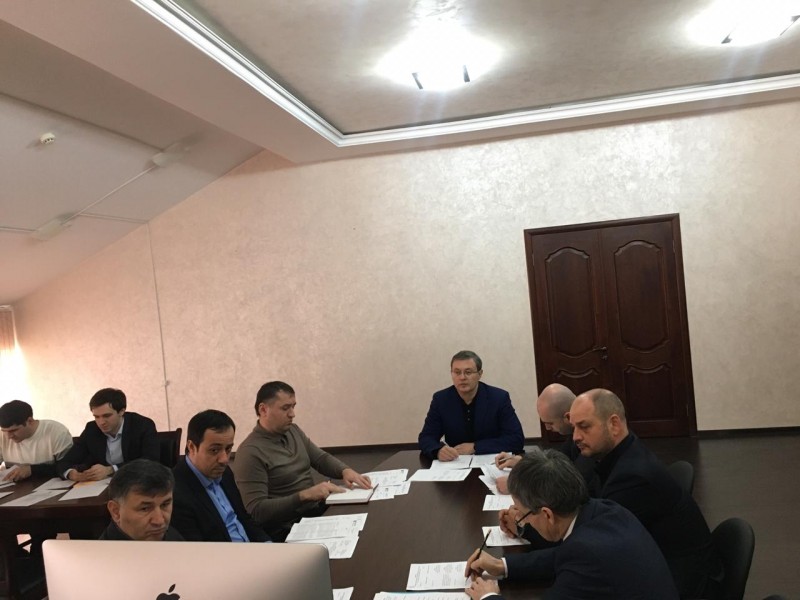 Мурад Алиев принял участие в обсуждении проблем электроэнергетики