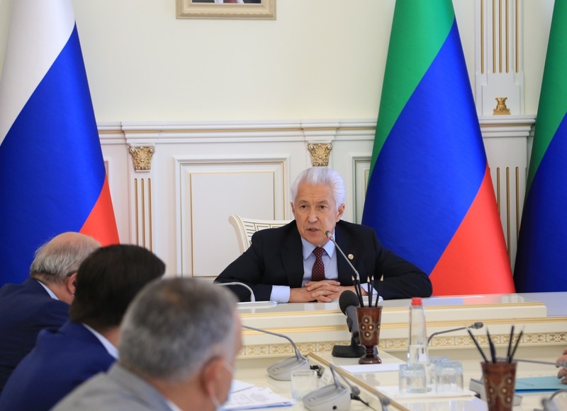 Агарагим Кагиргаджиев принял участие в совещании под руководством Владимира Васильева