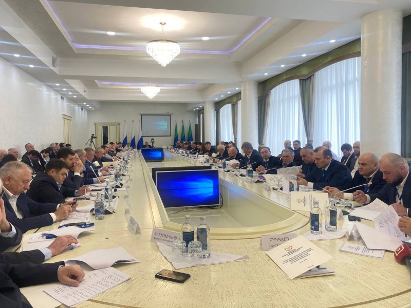 В Махачкале проходит научно-практическая конференция «Развитие общественного транспорта Республики Дагестан  на период до 2030 года»