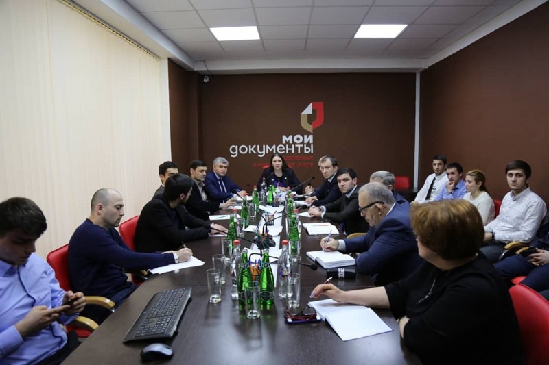 в Уполномоченном МФЦ прошло первое селекторное совещание под председательством Заместителя председателя Правительства Республики Дагестан – министра по земельным и имущественным отношениям Республики Дагестан Екатерины Толстиковой