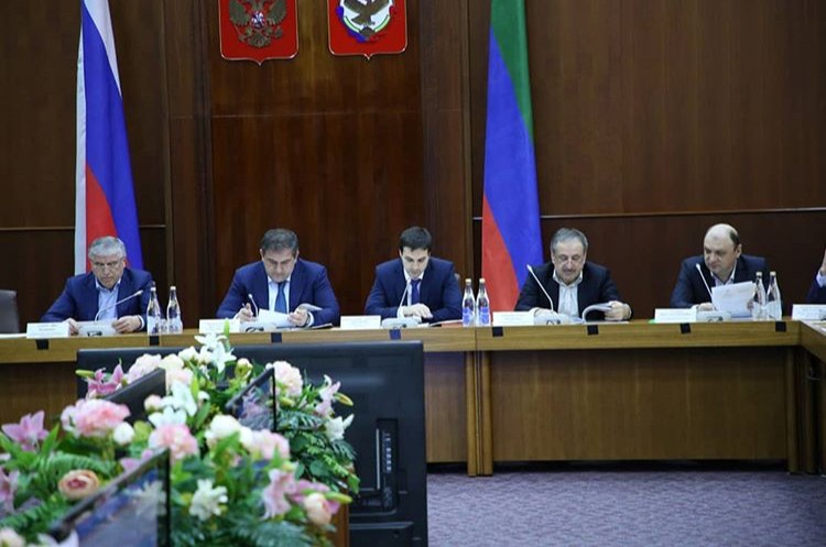 Обсуждение вопросов законодательного введения в республике инвестиционного налогового вычета по налогу на прибыль, на публичных слушаниях министерства экономики и территориального развития региона
