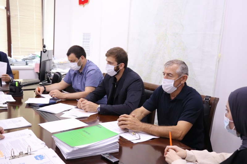 В Минимуществе Дагестана прошло совещание по вопросу переселения лакского населения и восстановления Ауховского района