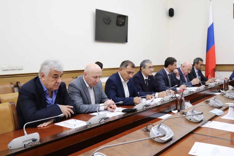 Аттестацию руководителей ГУПов проведут в Дагестане