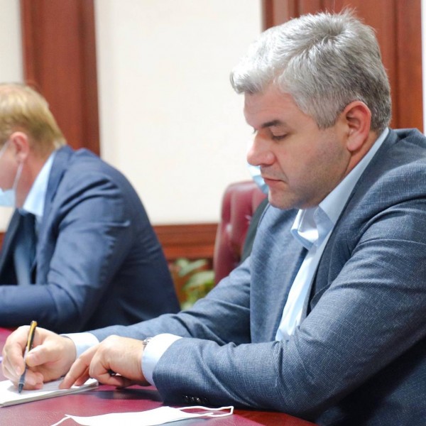 Участие республики в пилотной реализации проекта "Земля для туризма" обсудили в Минимуществе