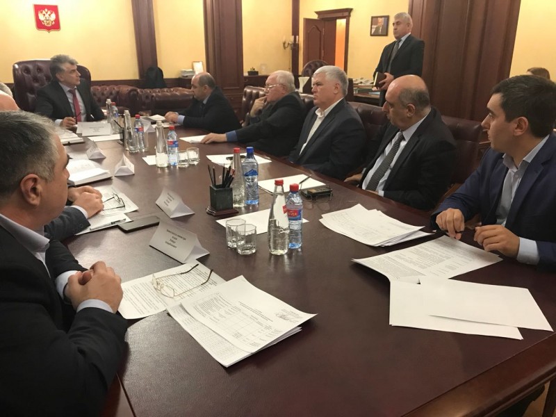 Руководитель Минимущества РД проводит работу по оптимизации ГУПов