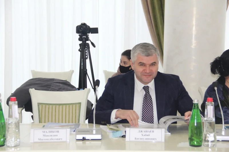 Хабиб Джанаев принял участие в заседании Общественной палаты РД