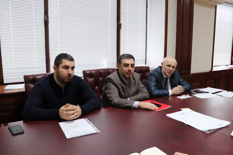 В Минимуществе Дагестана прошло совещание с представителями ГКУ "Дирекция единого государственного заказчика-застройщика"