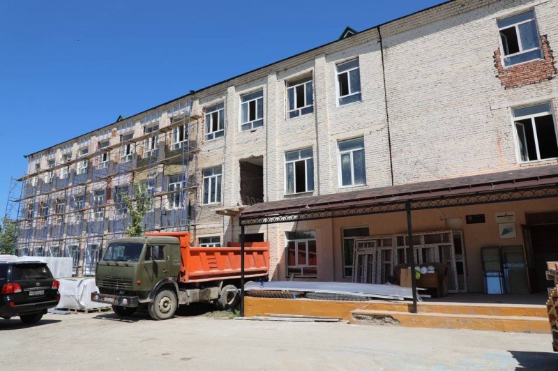 Алефтин Абдуллаев совместно с правительственной делегацией посетил Казбековский район