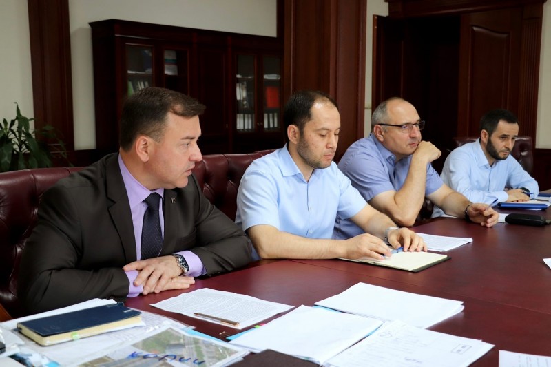 На площадке Минимущества Дагестана прошло совещание с участием генерального директора ООО «Газпром межрегионгаз Махачкала»