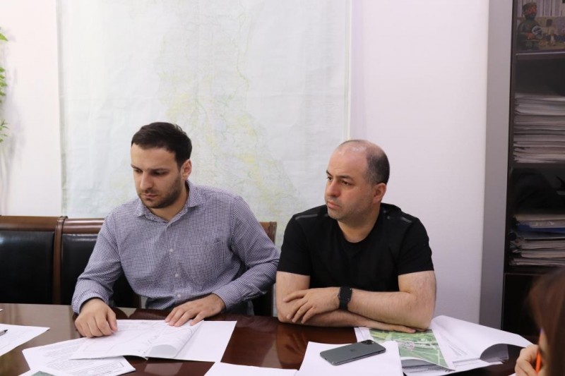 На совещании обсудили передачу здания общежития муниципалитету