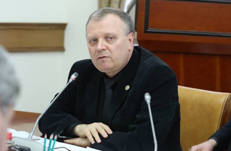 В Дагестанском государственном университете состоялась встреча ректора Муртазали Рабаданова с председателем правления группы компаний Геоскан Алексеем Семеновым. Главной темой обсуждения стал договор о научно-техническом сотрудничестве