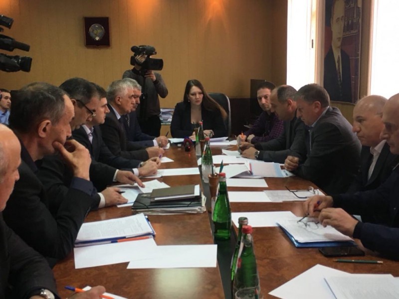 Екатерина Толстикова  провела заседание по инвентаризации газовых сетей в Сулейман-Стальском районе