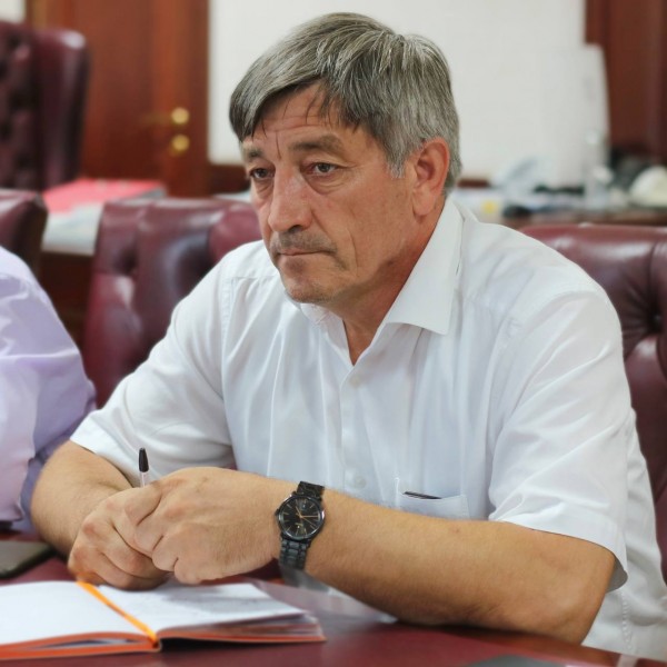 В Минимуществе Дагестана под председательством Эмиля Татаева прошло совещание рабочей группы