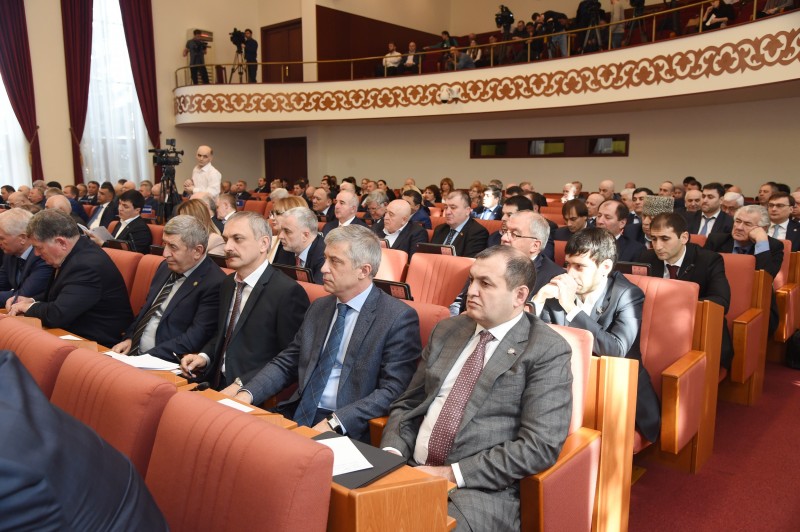 Агарагим Кагиргаджиев принял участие в 44 сессии Народного Собрания РД шестого созыва