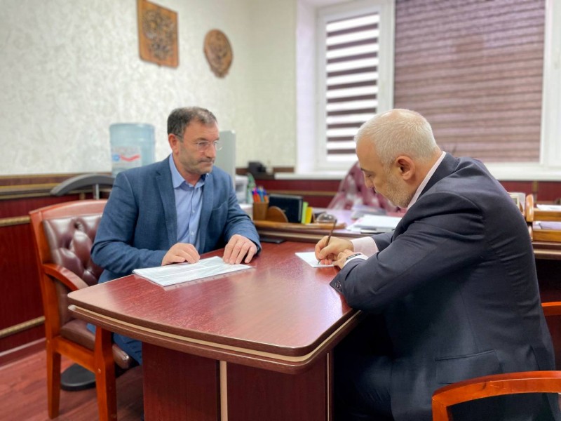 Статс-секретарь - заместитель министра Эмиль Татаев провёл приём граждан