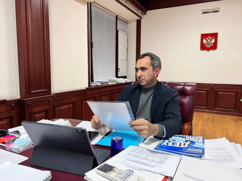 Глава Минимущества Дагестана провёл рабочую встречу с представителями ДГТУ
