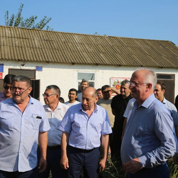 Заур Эминов в составе делегации премьер-министра РД посетил Бабаюртовский и Тляратинский районы