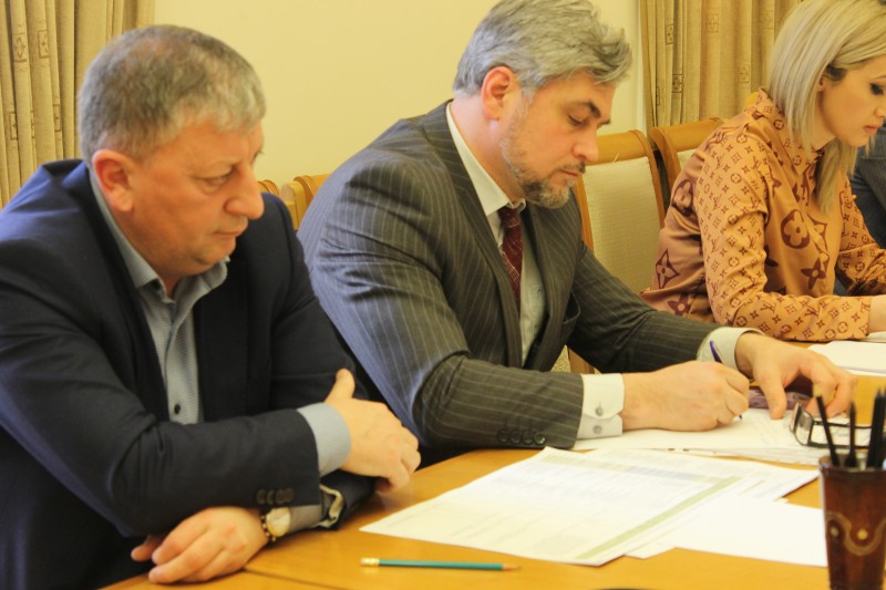 В Правительстве Дагестана обсудили вопрос реструктуризации задолженности по договору аренды газораспределительных сетей Республики Дагестан