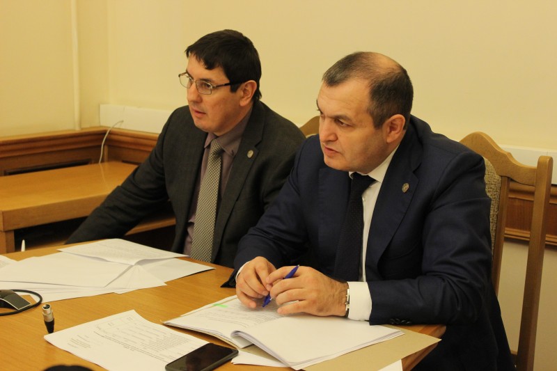 В Правительстве Дагестана прошло заседание комиссии по ГУПам
