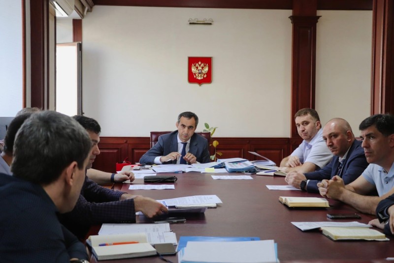 В Минимуществе Дагестана состоялось рабочее совещание с представителями администрации города Каспийск
