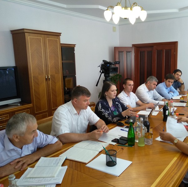 Екатерина Толстикова призвала руководство Кизлярского района подойти к решению проблем со всей ответственностью