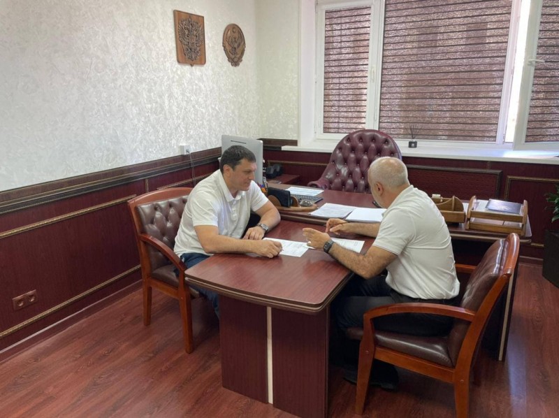 Эмиль Татаев провел встречу с заместителем министра спорта РД Будуном Будуновым