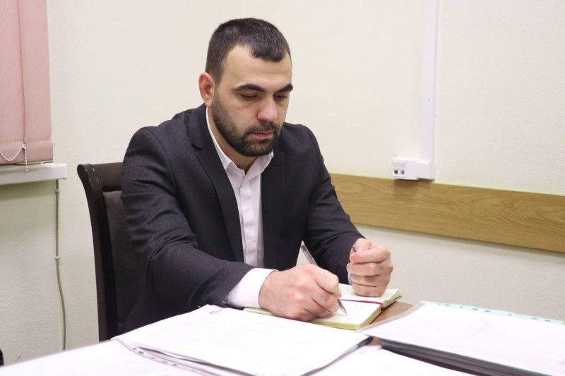 Алефтин Абдуллаев провел встречу по вопросам СПК "Акуша"