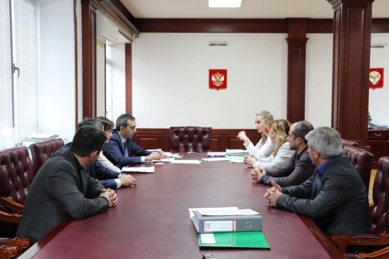 В Минимуществе Дагестана обсудили возможности инвестирования государственного унитарного предприятия