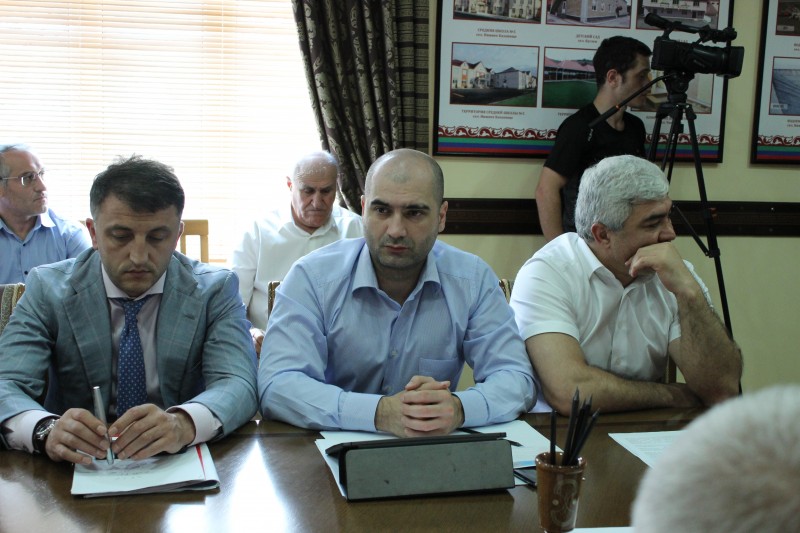 В Буйнакске прошло совещание по вопросу налоговых и неналоговых поступлений в республиканский бюджет