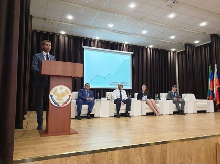 17 июня 2019 года на базе Дагестанского государственного университета народного хозяйства стартовал первый день семинара обучения по основам государственной кадастровой оценки и налогообложения имущества.
