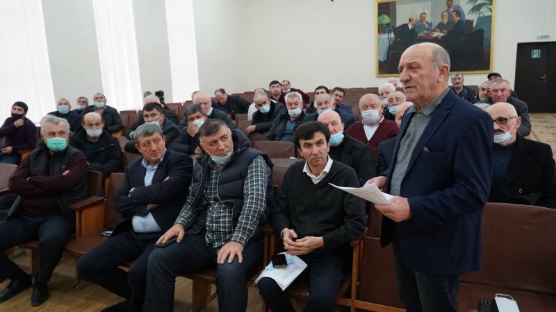 В Дагестане подвели итоги перегона скота и обсудили подготовку к его зимовке