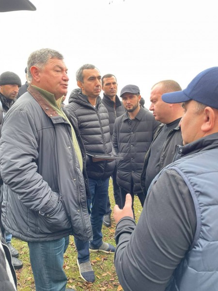 Межведомственная рабочая группа во главе с Зауром Эминовым посетила Казбековский район