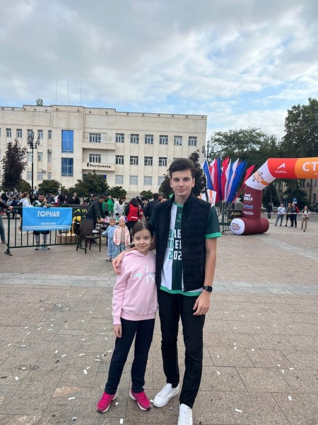 Замминистра Эмиль Татаев принял участие в масштабном забеге
