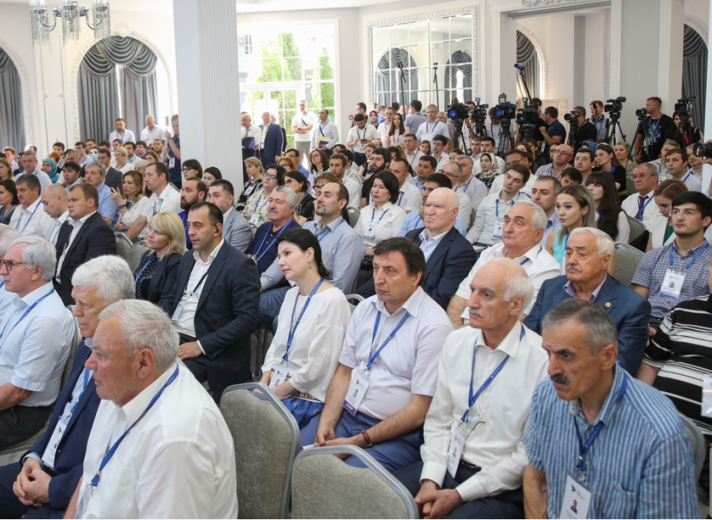 Врио Главы Дагестана принял участие в открытии финального этапа конкурса управленцев «Мой Дагестан»
