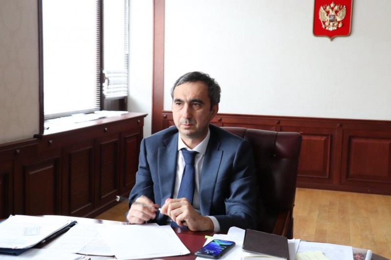 Министр по земельным и имущественным отношениям РД провел личный прием граждан