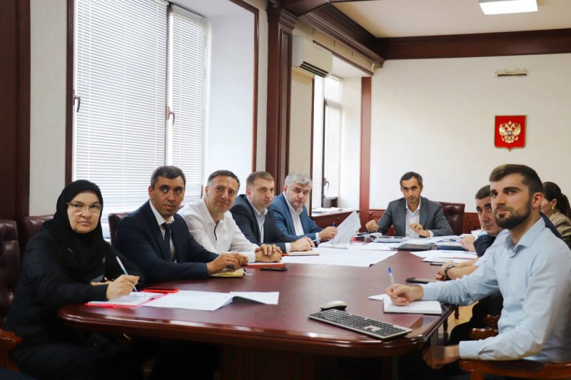 В Минимуществе Дагестана в формате ВКС прошло совещание с руководством ИТ-компании "Барс"