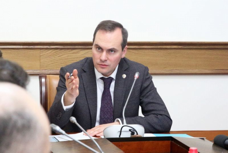 Меры господдержки предприятий обувной отрасли обсудили в Правительстве Дагестана