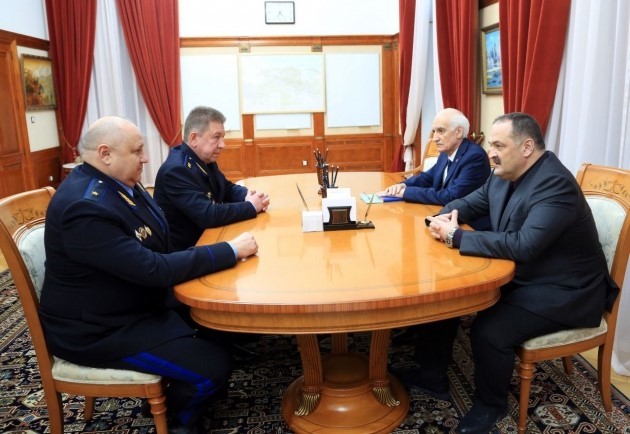 Врио Главы региона с начальником Пограничного Управления ФСБ РФ по Дагестану обсудили вопросы взаимодействия