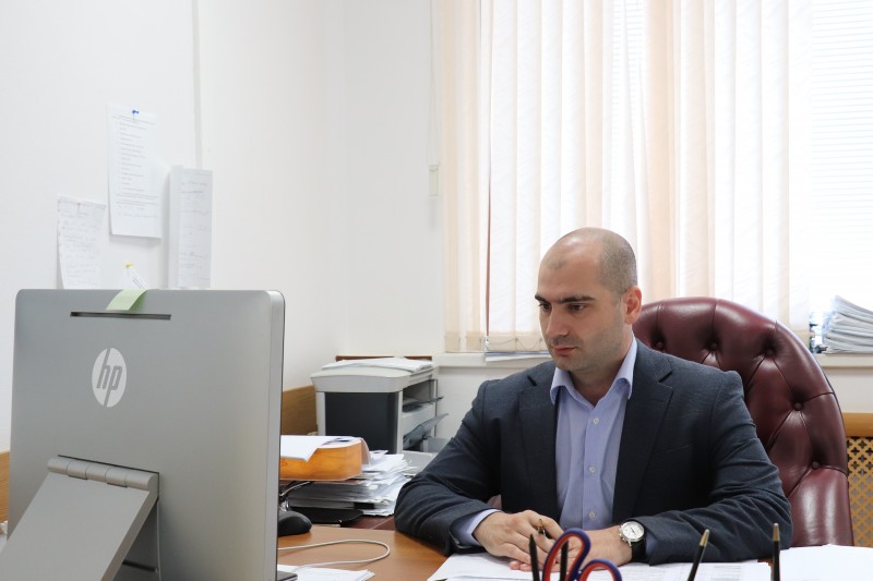 Мурад Алиев принял участие в обсуждении вопросов по исполнению республиканского бюджета
