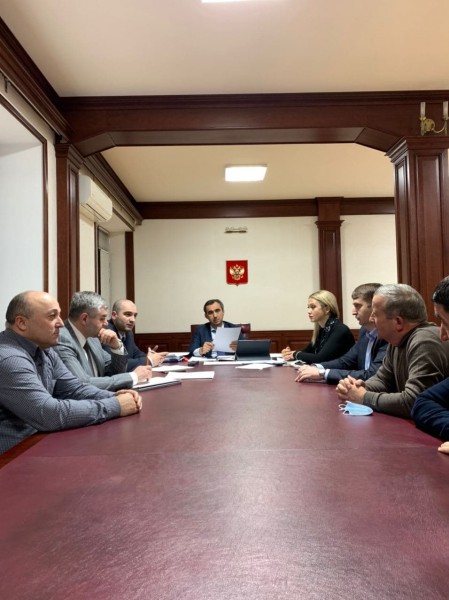 Заур Эминов встретился с руководителями ГУПов